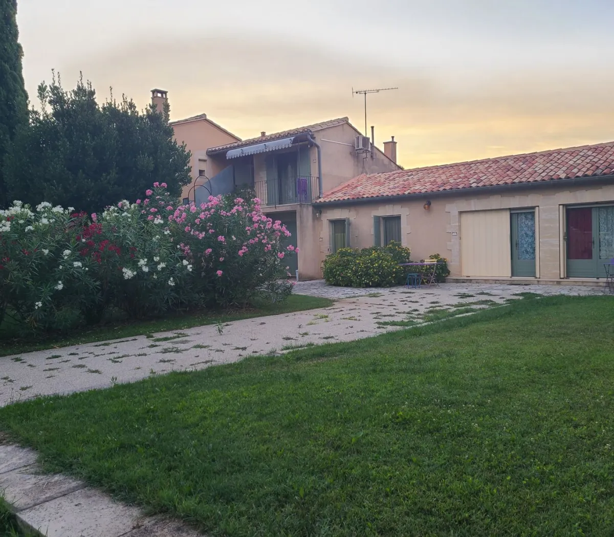 Location Le Thor Appartement 6882764c1bed