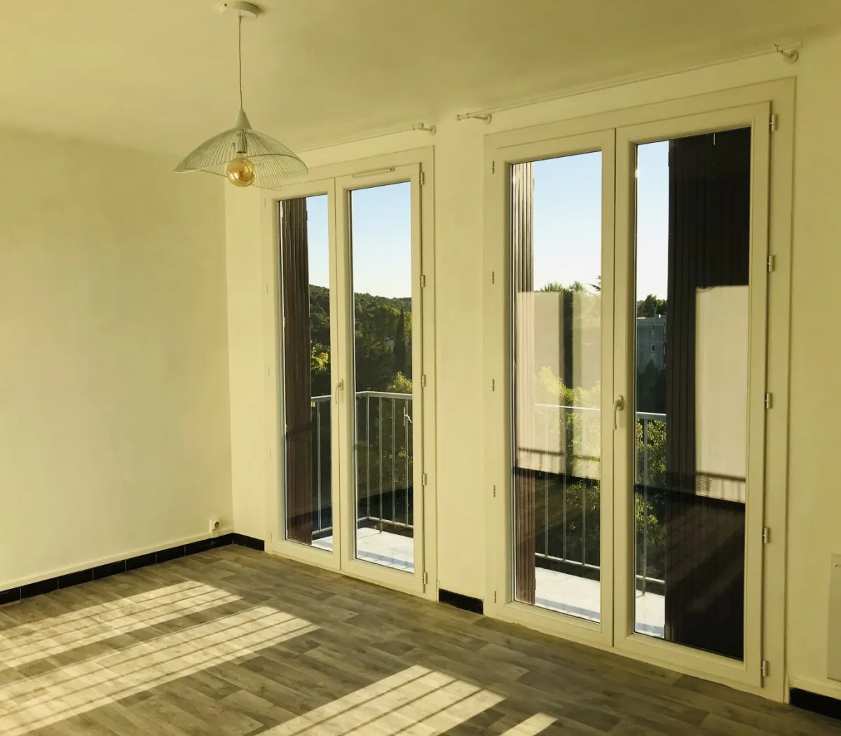 Location Aix-en-Provence Appartement 68835490b36b