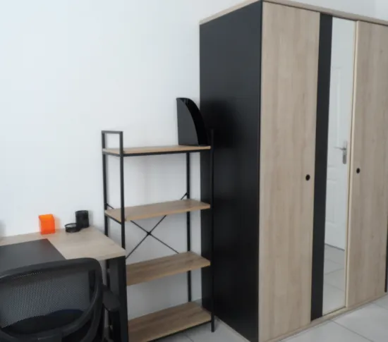 Location Vaulx-en-Velin Maison 6883a930896f