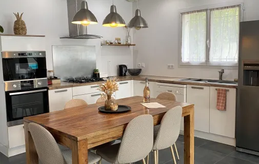 Location Morières-lès-Avignon Maison 68852dc4e494