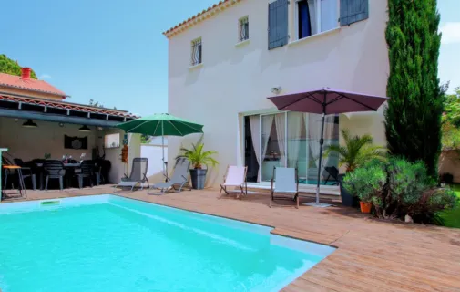 Location Morières-lès-Avignon Maison 68852dc4e494