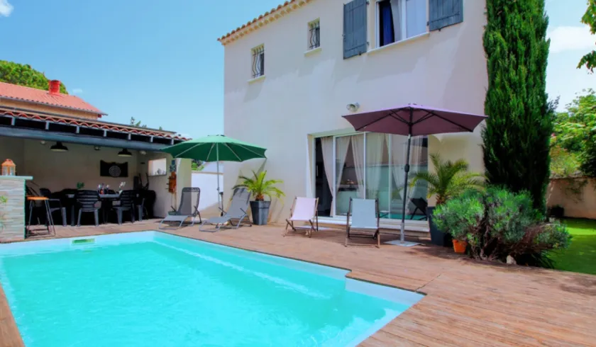 Location Morières-lès-Avignon Maison 68852dc4e4941
