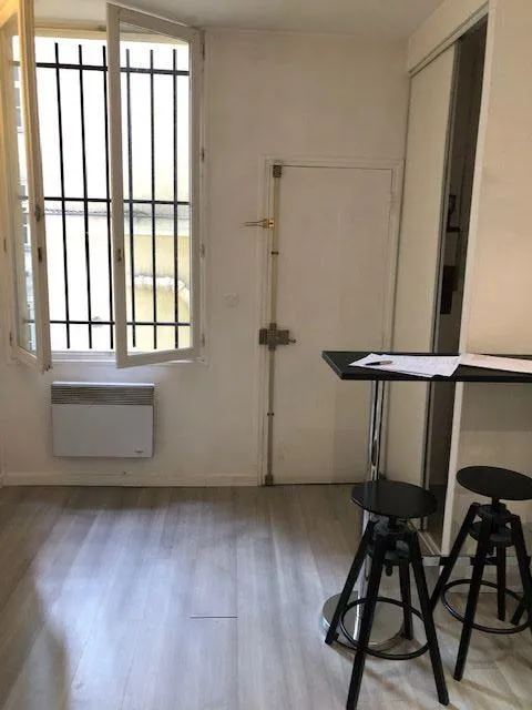 Location Paris Appartement 688742624611