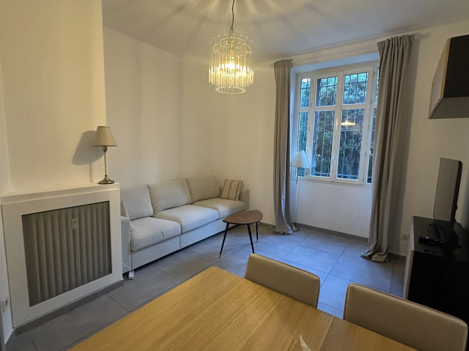 Location Nice Appartement 688a1f045fb81