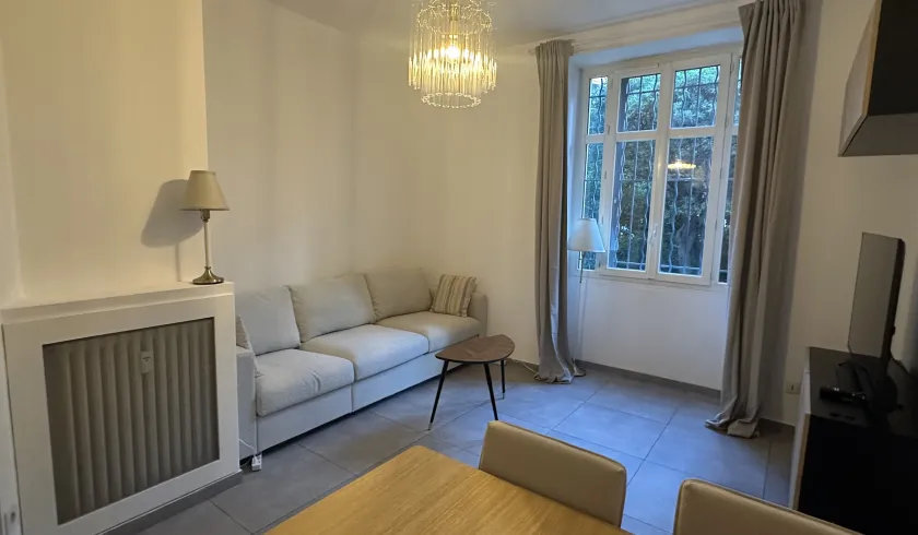 Location Nice Appartement 688a1f045fb81