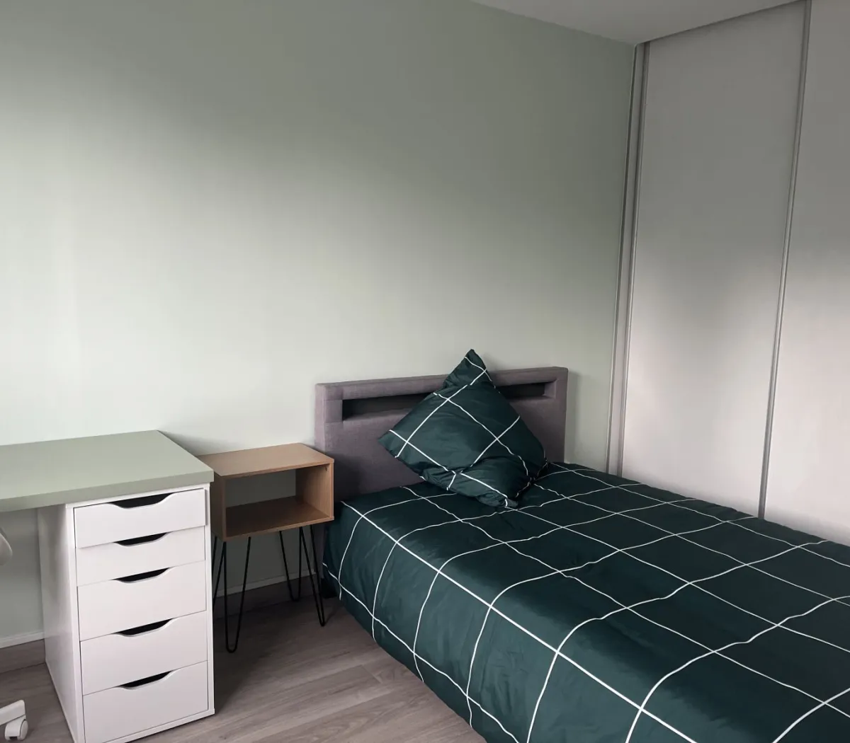 Location Oullins-Pierre-Bénite Chambre 689090e604b2