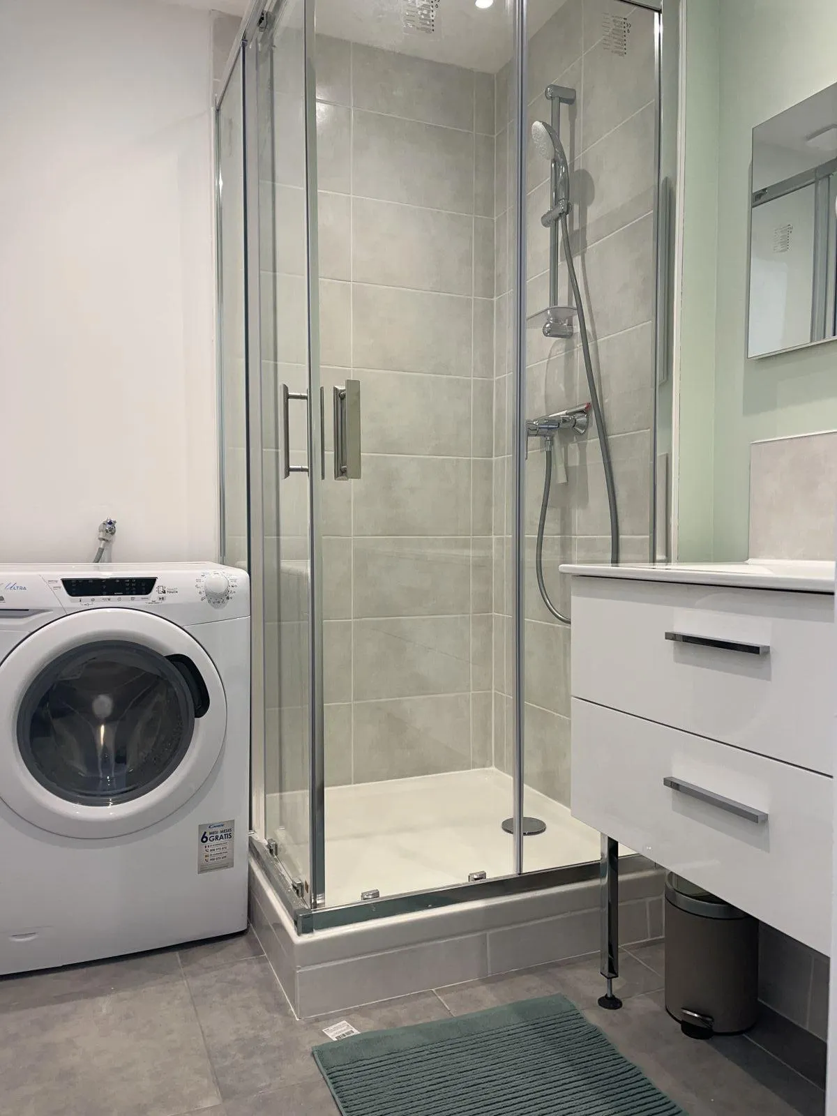 Location Oullins-Pierre-Bénite Chambre 689090e604b23