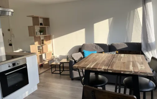 Location Oullins-Pierre-Bénite Chambre 689090e604b2