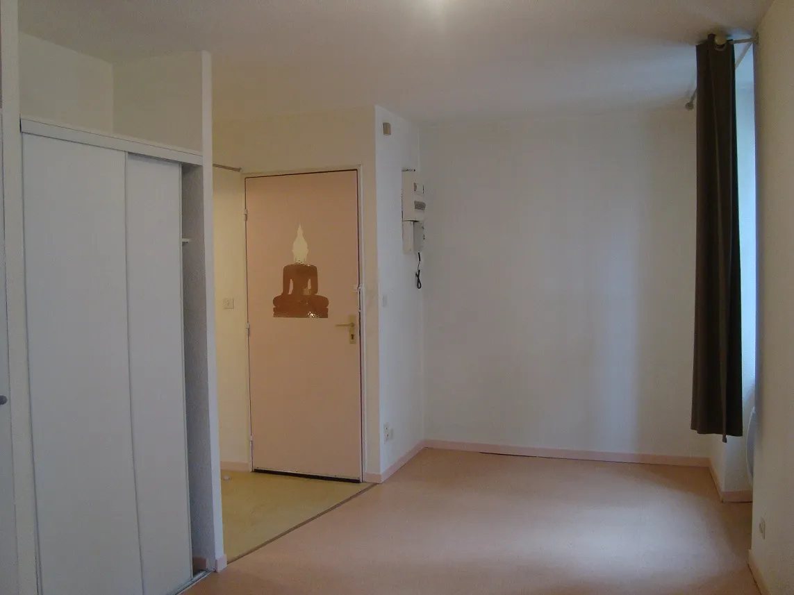 Location Clermont-Ferrand Appartement 68918bc892e51