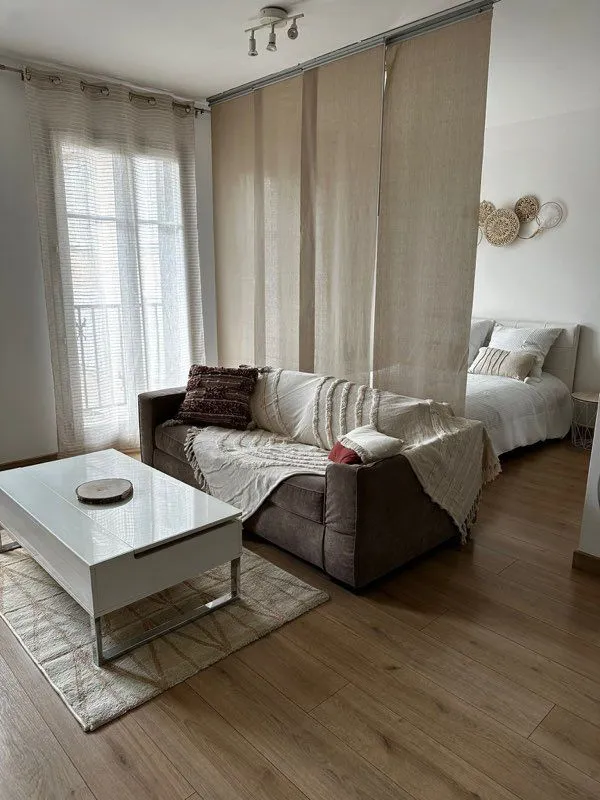 Location Les Pavillons-sous-Bois Appartement 6891b93a73721