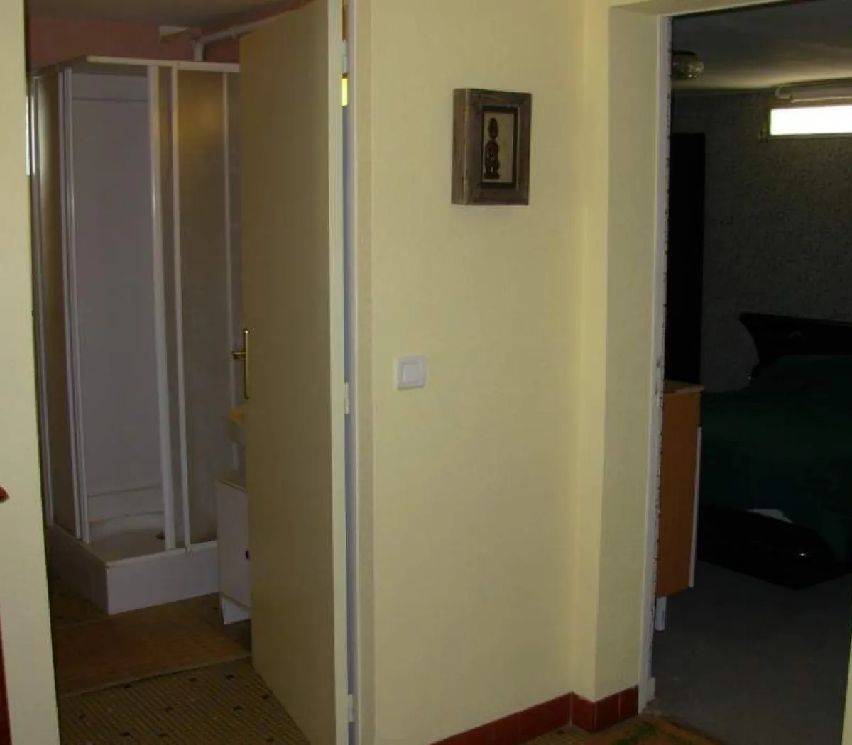 Location Saint-Genouph Chambre 6891f5a694da