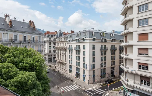 Location Grenoble Appartement 6897a68223a7