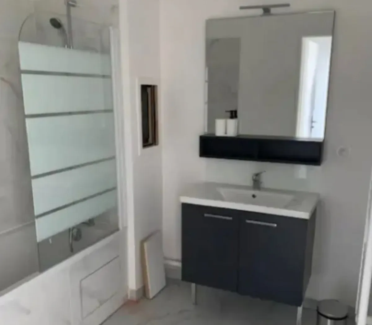 Location Asnières-sur-Seine Appartement 68984028