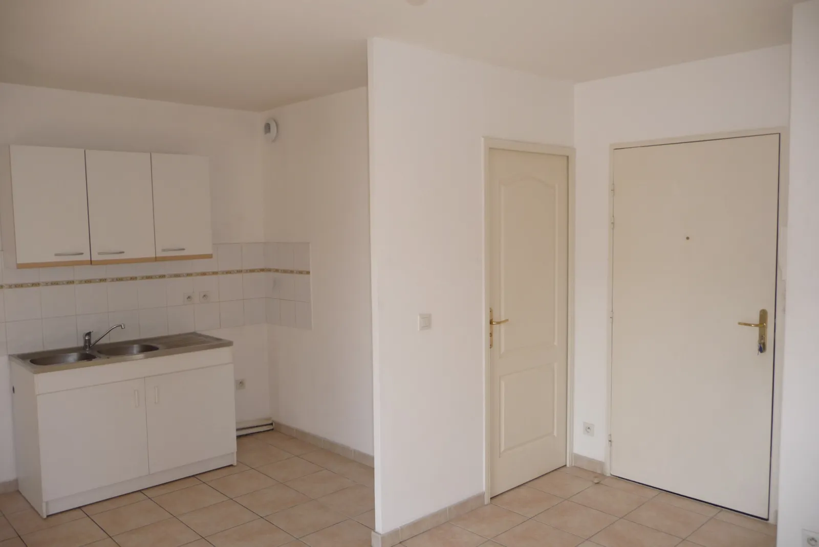Location Montpellier Appartement 689df49f43724