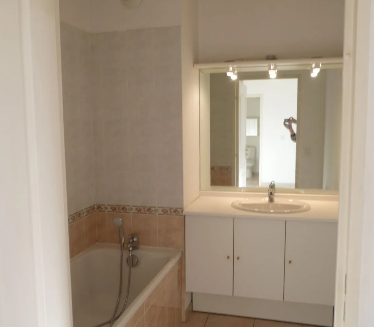 Location Montpellier Appartement 689df49f4372