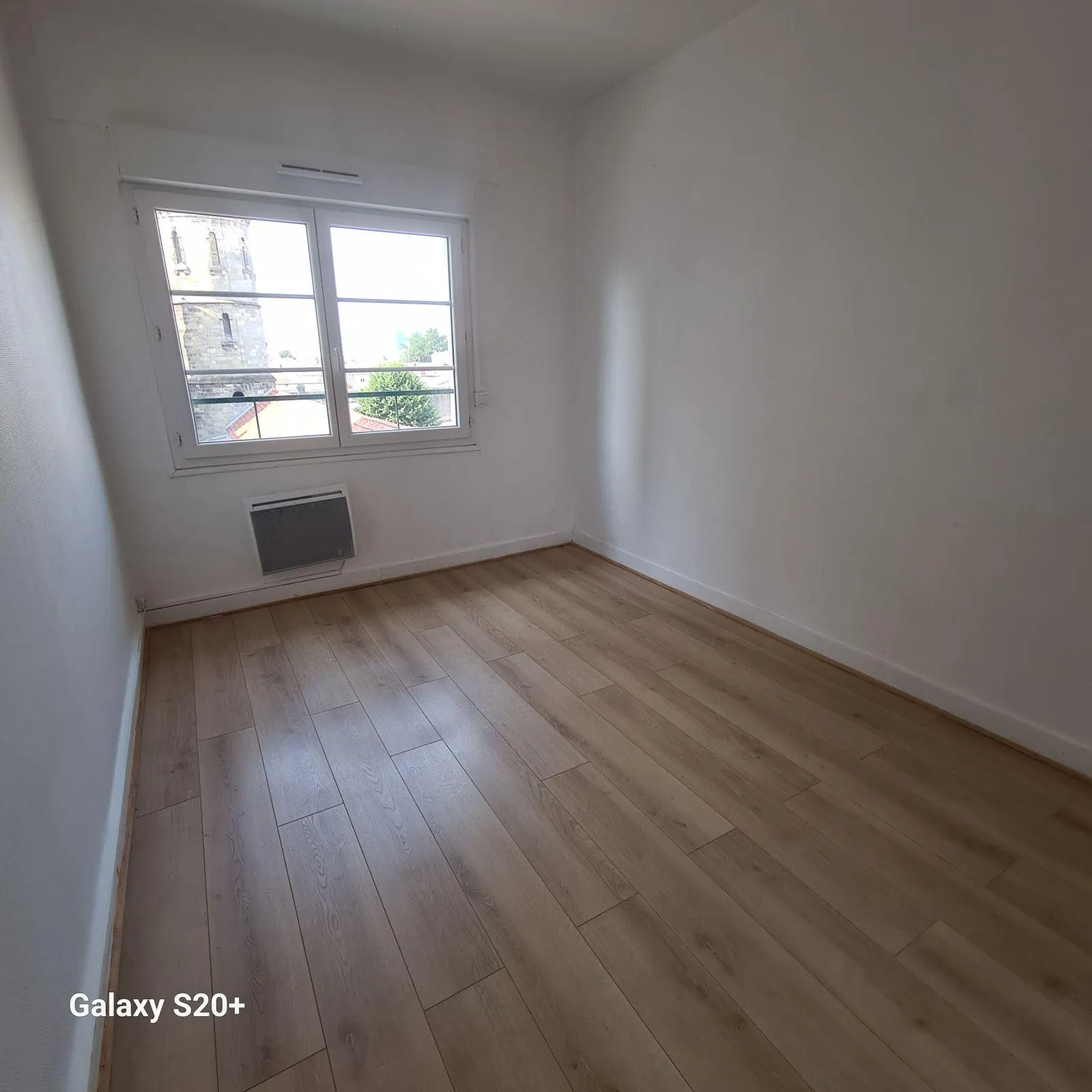 Location Bordeaux Appartement 68a17bd2c8c93