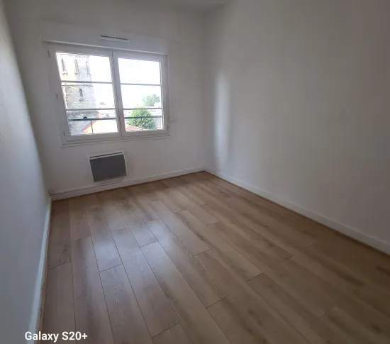 Location Bordeaux Appartement 68a17bd2c8c93