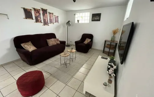 Location Villeneuve-le-Roi Chambre 68a2d10c5665