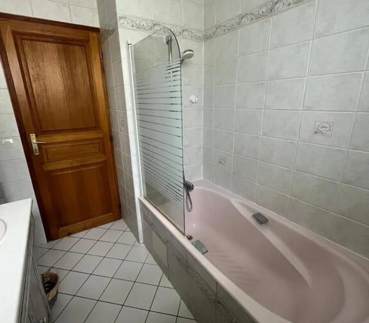 Location Villeneuve-le-Roi Chambre 68a2d10c5665