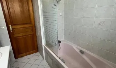 miniatureLocation Villeneuve-le-Roi Chambre 68a2d10c56652