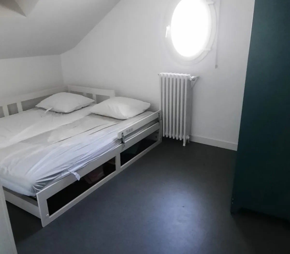 Location Maurecourt Chambre 68a39af45628