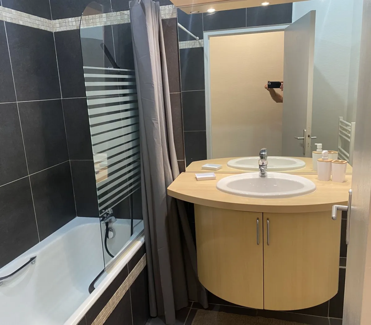 Location Villeurbanne Appartement 68a47d9cdc04