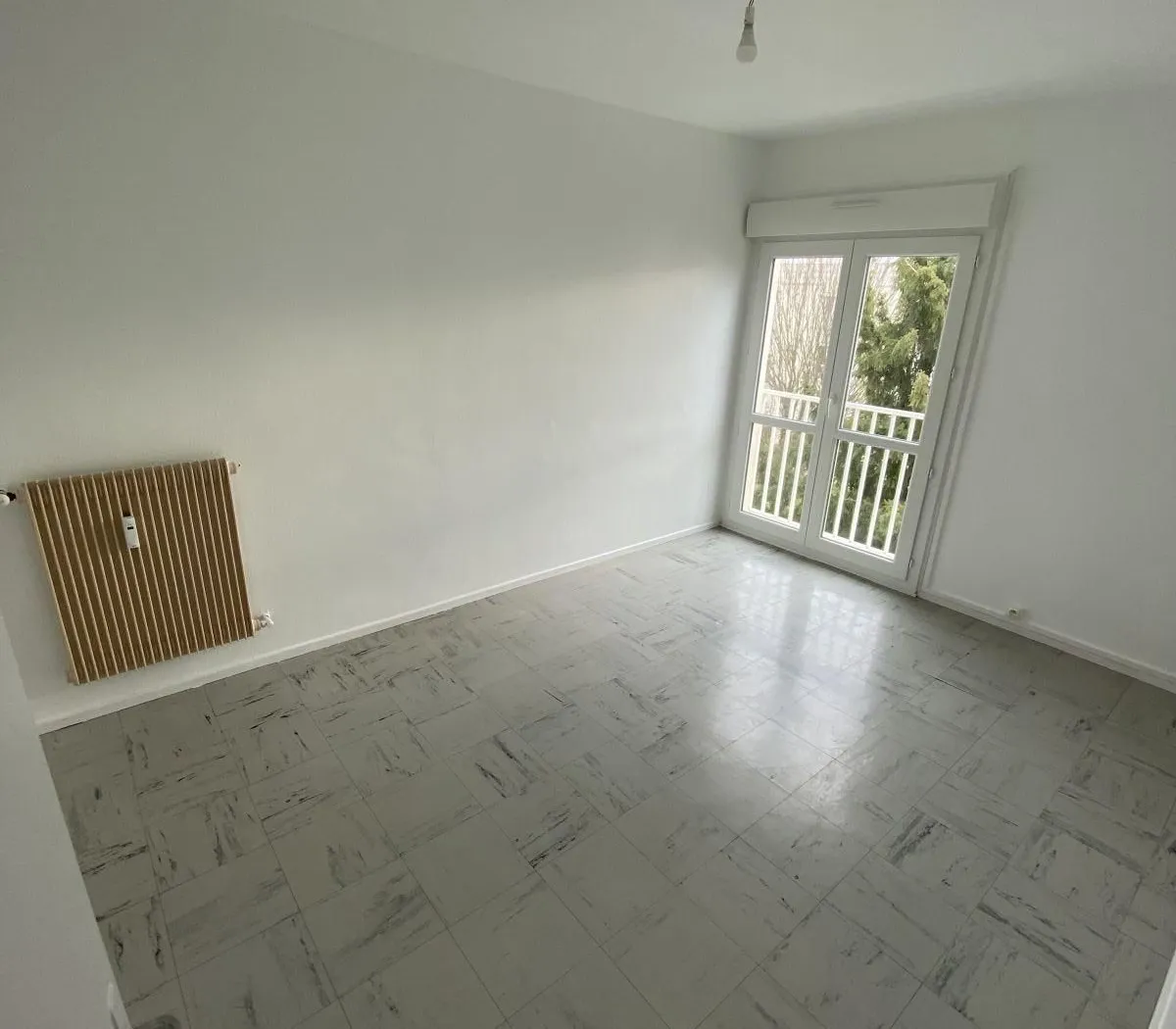 Location Fagnières Appartement 68a5c33e469f