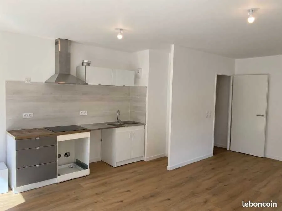 Location Saint-Germain-en-Laye Appartement 68a7001adc725