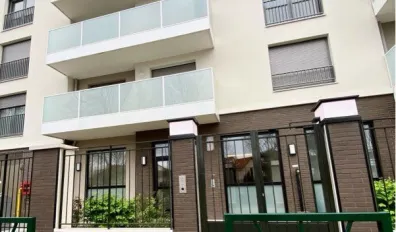 miniatureLocation Rueil-Malmaison Appartement 68a8660557372