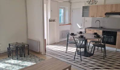 miniatureLocation Nieul-sur-Mer Maison 68a8dac7e0b92