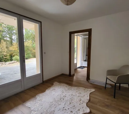 Location Pissotte Appartement 68aa2d81cf3f3