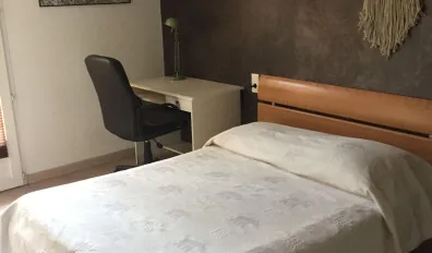 Location Villeneuve-lès-Avignon Maison 68b07e565e2a