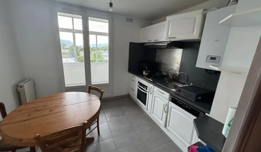 Location Saint-Martin-d'Hères Chambre 68b137b229c21