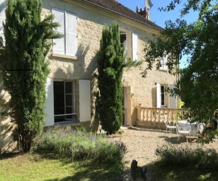 Location Nesles-la-Vallée Chambre 68b340472127