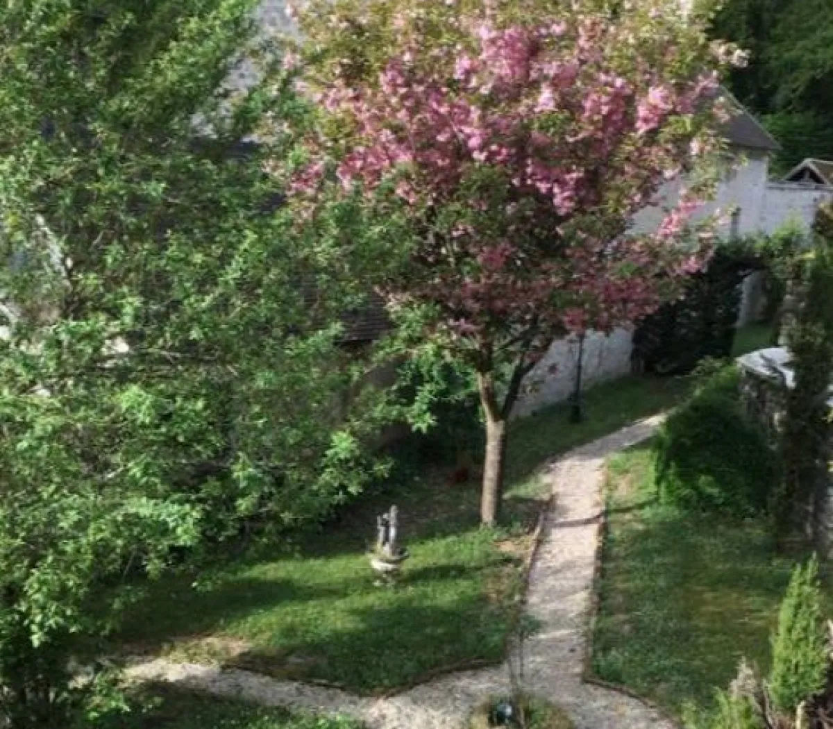 Location Nesles-la-Vallée Chambre 68b340472127