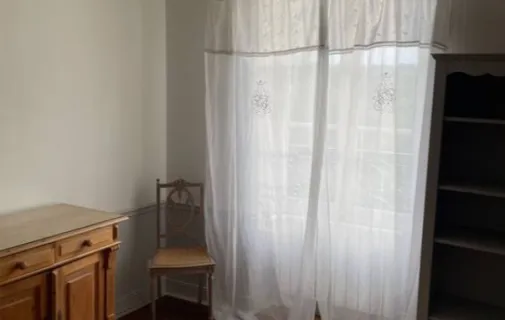 Location Nesles-la-Vallée Chambre 68b340472127