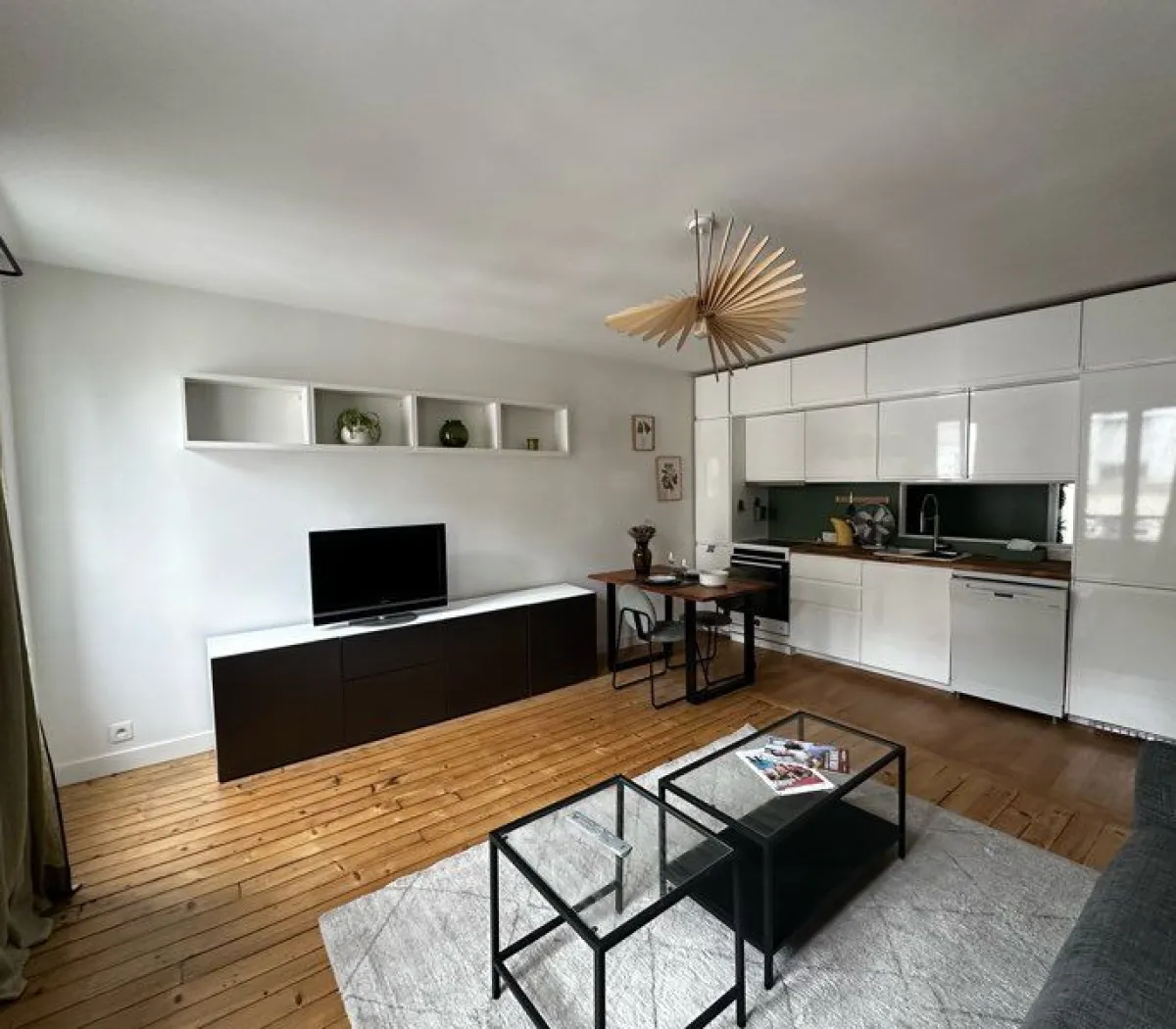Location Suresnes Appartement 68b480766634