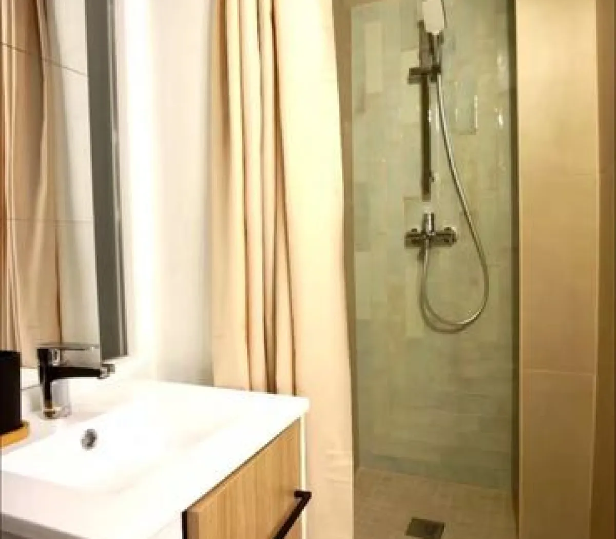 Location Marseille Appartement 68b485697095