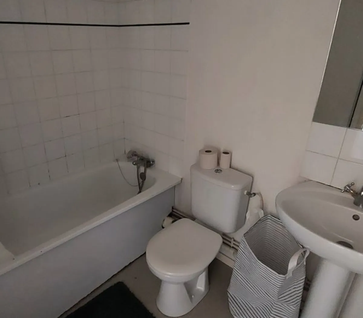 Location Bordeaux Appartement 68b4856b5371