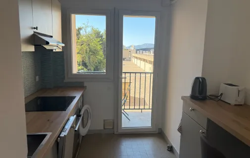 Location Marseille Appartement 68b5bc9001de