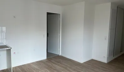 Location Bobigny Appartement 68b83a285986