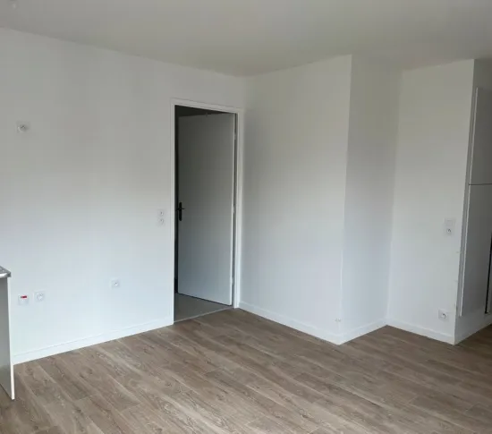 Location Bobigny Appartement 68b83a285986