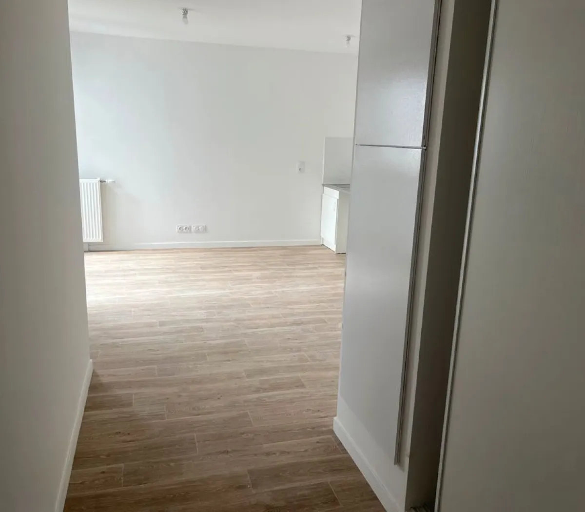 Location Bobigny Appartement 68b83a285986
