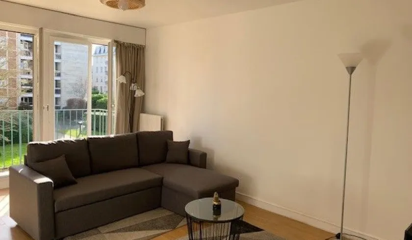Location Versailles Appartement 68b8426d1c6a1