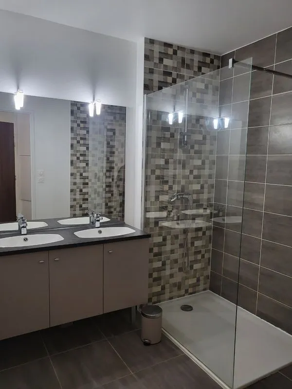 Location Lyon Appartement 68b939742db62