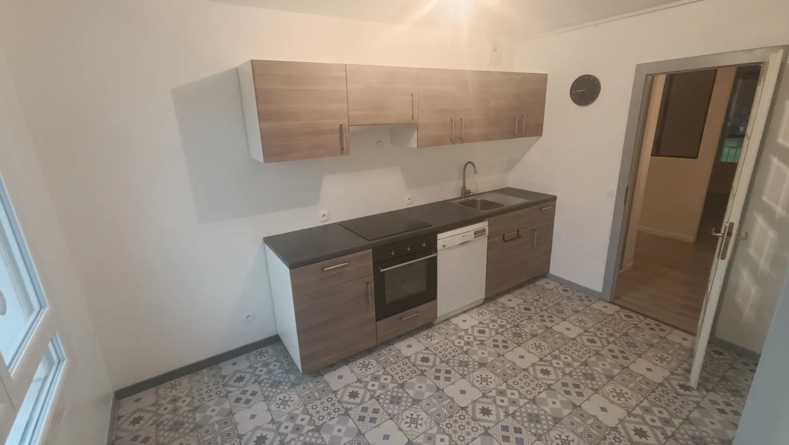 Location Saint-Genis-Laval Appartement 68b968bdcd40