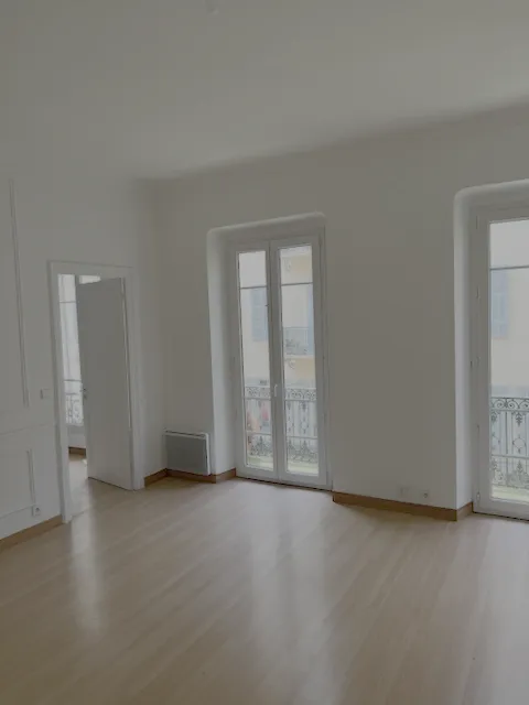 Location Nice Appartement 68baf9ba27435