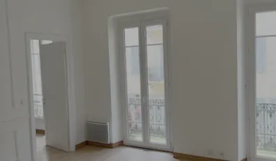 miniatureLocation Nice Appartement 68baf9ba27432