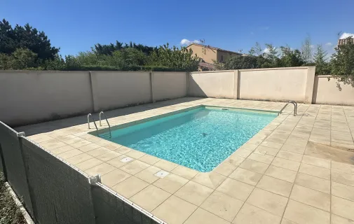Location Carpentras Appartement 68bc13d76363