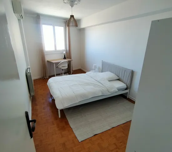 Location Marseille Appartement 68bdb036124e